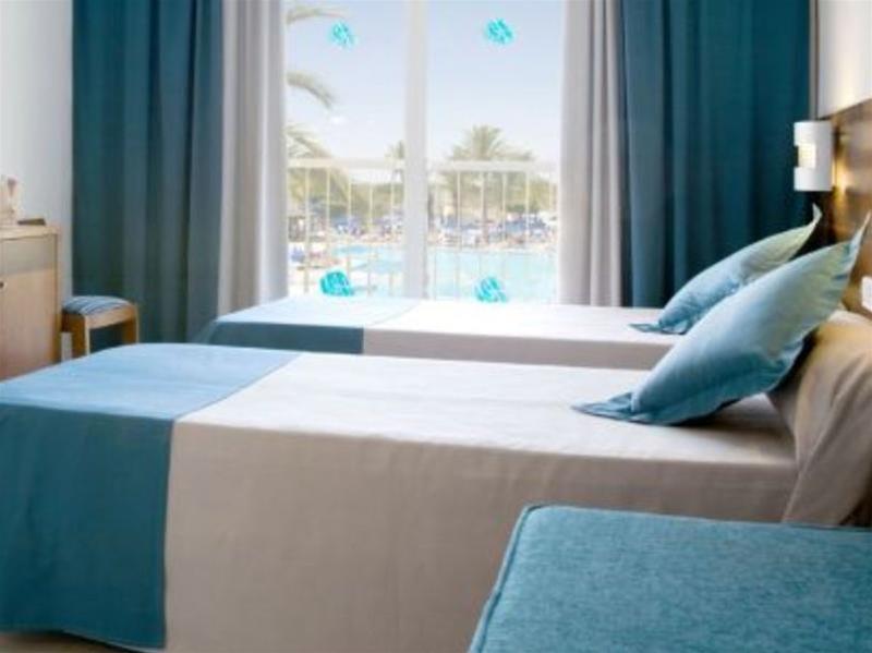 Globales Aparthotel Bouganvilla Sa Coma  Buitenkant foto