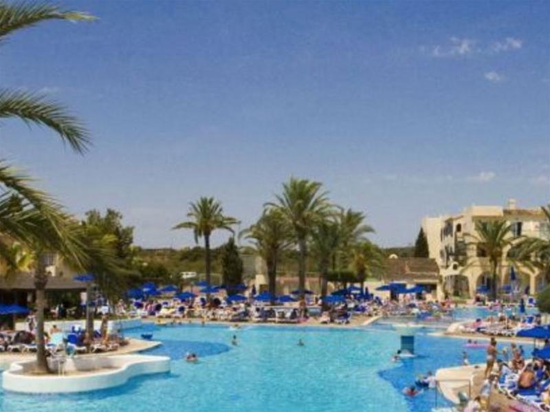 Globales Aparthotel Bouganvilla Sa Coma  Buitenkant foto