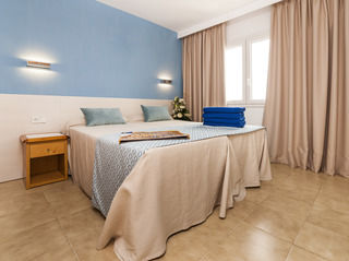 Globales Aparthotel Bouganvilla Sa Coma  Buitenkant foto